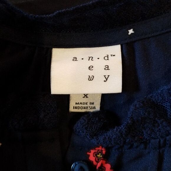 A New Day Top Navy & Red Sleeveless Size 0X - Picture 5 of 6